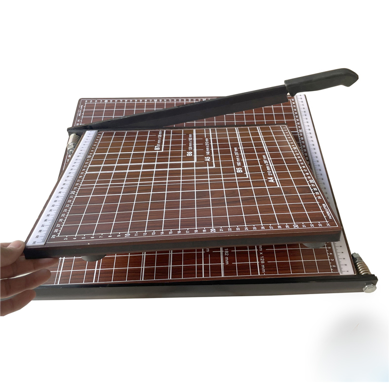 Bàn cắt giấy A4 Gỗ_DH